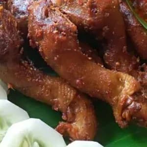 Kepala Ayam Goreng