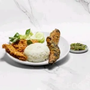 Lele Goreng Kremes Super Komplit